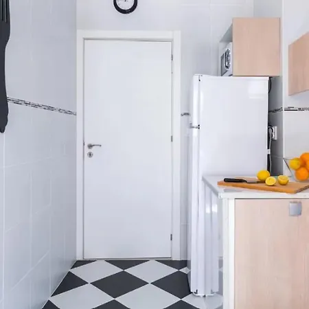 Notable Trendy Flats @ Apartman Sintra