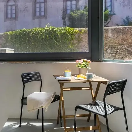 Apartman Notable Trendy Flats @