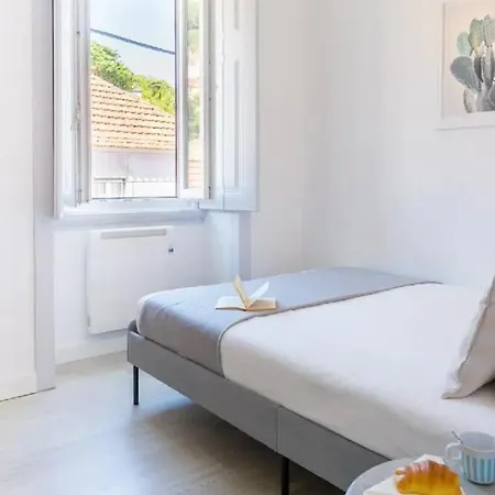 Notable Trendy Flats @ Apartman *